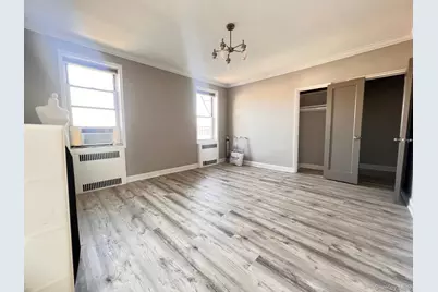 63-109 Saunders St #C14, Rego Park, NY 11374 - Photo 2