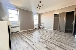 63-109 Saunders St, Rego Park, NY 11374 - Photo 2