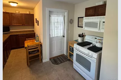 8 Maiden Lane, Port Jervis, NY 12771 - Photo 12