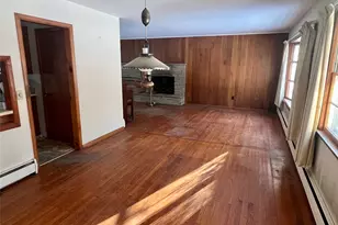 35 Sandi Dr, Poughkeepsie, NY 12603 - Photo 8