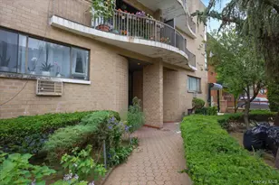 147-26 Roosevelt Ave, Flushing, NY 11354 - Photo 2