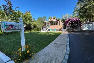 41 Narcissus Rd, Kings Park, NY 11754 - Photo 26