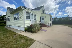 60 Schmeelk Pl, Copiague, NY 11726 - Photo 6