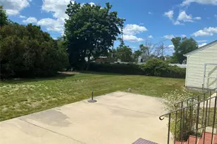 60 Schmeelk Pl, Copiague, NY 11726 - Photo 8