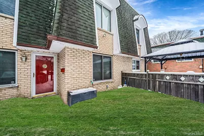 615 Blue Ridge Drive #615, Medford, NY 11763 - Photo 20