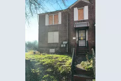 19514 Hollis Avenue, Saint Albans, NY 11412 - Photo 2