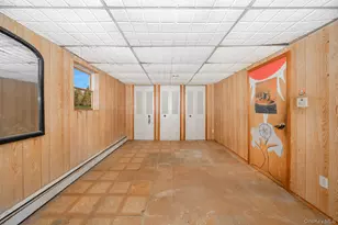 165 Westwood Dr, Brentwood, NY 11717 - Photo 20