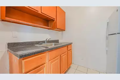 381 E 152nd Street, Bronx, NY 10455 - Photo 6