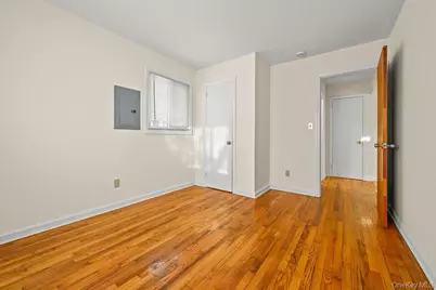 40 Firwood Road #Main St, Port Washington, NY 11050 - Photo 8