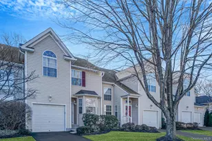 11 Cranberry Cir, Medford, NY 11763 - Photo 46