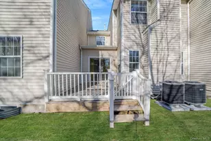 11 Cranberry Cir, Medford, NY 11763 - Photo 36