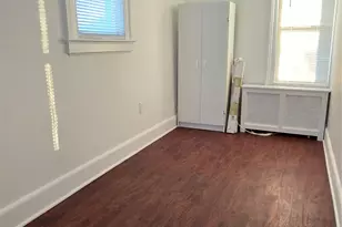 20 Hamilton Ave, Oyster Bay, NY 11771 - Photo 4