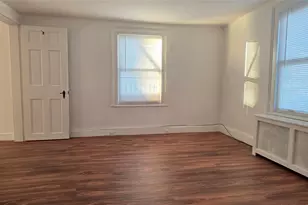 20 Hamilton Ave, Oyster Bay, NY 11771 - Photo 6