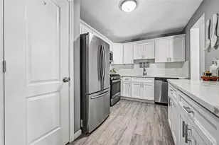 55 Cherry St, Central Islip, NY 11722 - Photo 10