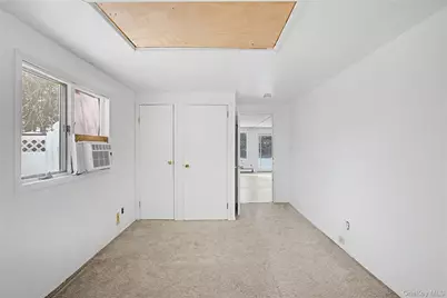 18 Woodbrook Drive, Ridge, NY 11961 - Photo 22