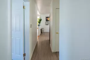 196-11 Pompeii Ave, Hollis, NY 11423 - Photo 20