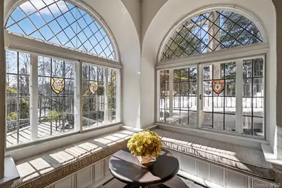 181 Hillair Circle, White Plains, NY 10605 - Photo 24