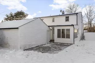 1347 Gardiner Dr, Bay Shore, NY 11706 - Photo 30