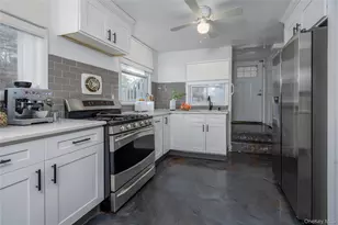 21 Amarillo Dr, Nanuet, NY 10954 - Photo 18