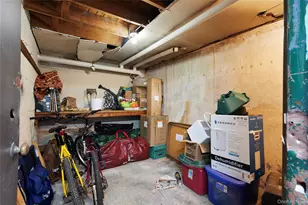 294 Edmunton Dr, North Babylon, NY 11703 - Photo 12