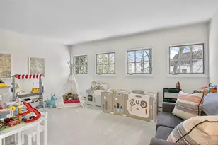 23 Lyons Pl, Larchmont, NY 10538 - Photo 8