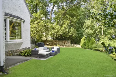 23 Lyons Place, Larchmont, NY 10538 - Photo 36