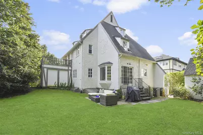 23 Lyons Place, Larchmont, NY 10538 - Photo 34