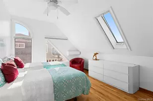 8 Dune Ln, Westhampton Dunes, NY 11978 - Photo 16