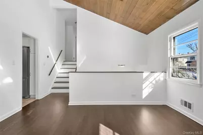 46 Harding Drive, New Rochelle, NY 10801 - Photo 6