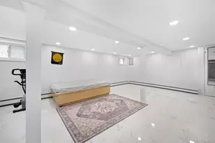 35 Barwick St, Floral Park, NY 11001 - Photo 40