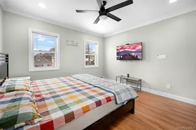 35 Barwick Street, Floral Park, NY 11001 - Photo 26