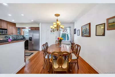 4 Adams Street, Hicksville, NY 11801 - Photo 6