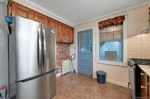 42 Williams Ave, Hillcrest, NY 10977 - Photo 12