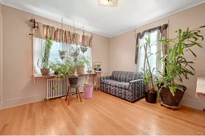 42 Williams Avenue, Hillcrest, NY 10977 - Photo 16