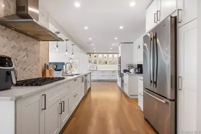 34 Tuckahoe Avenue, Eastchester, NY 10709 - Photo 6