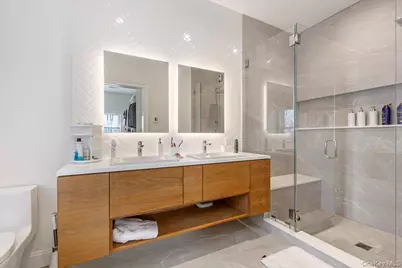 34 Tuckahoe Avenue, Eastchester, NY 10709 - Photo 24