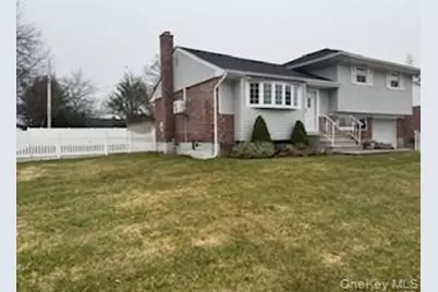 25 Alma Lane, Plainview, NY 11803 - Photo 20