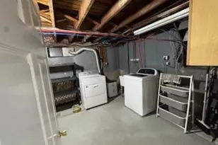 25 Alma Ln, Plainview, NY 11803 - Photo 14