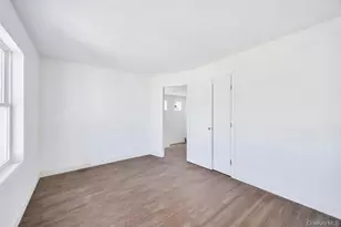 10 8th Ave, East Rockaway, NY 11518 - Photo 20