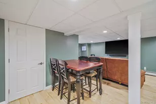 1384 Dieman Ln, East Meadow, NY 11554 - Photo 28