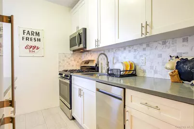 77-35 113th Street #1H, Forest Hills, NY 11375 - Photo 18