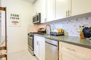 77-35 113th St, Forest Hills, NY 11375 - Photo 18