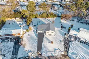 9 Norway Pine Dr, Medford, NY 11763 - Photo 34