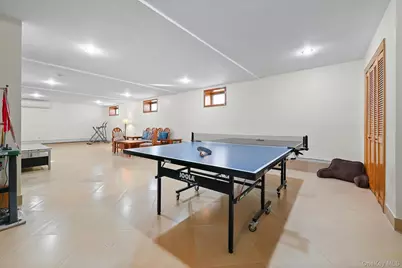 6537 169th Street, Fresh Meadows, NY 11365 - Photo 30