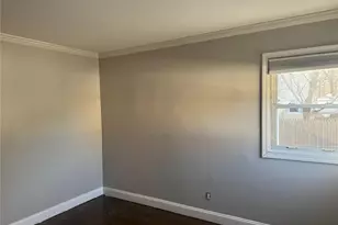 1239 August Rd, North Babylon, NY 11703 - Photo 10