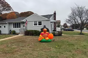 1239 August Rd, North Babylon, NY 11703 - Photo 2