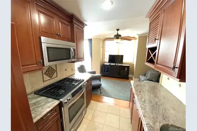 27010 Grand Central Parkway #27A, Floral Park, NY 11005 - Photo 14