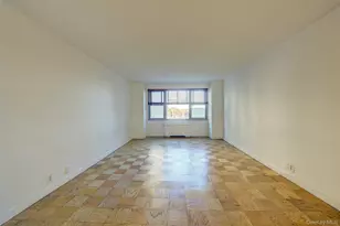 70-25 Yellowstone Blvd, Forest Hills, NY 11375 - Photo 6