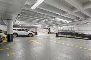 70-25 Yellowstone Blvd, Forest Hills, NY 11375 - Photo 34