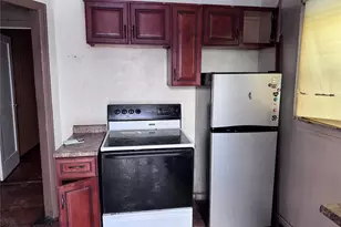 728 Martin Dr, Uniondale, NY 11553 - Photo 4